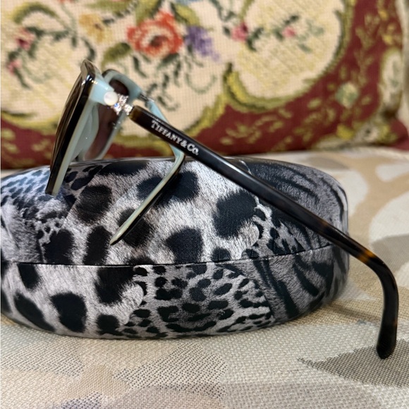 Tiffany & Co. Black and Brown Sunglasses - Picture 6 of 7